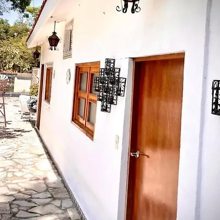 La Casita Inn Bustamante Exterior foto