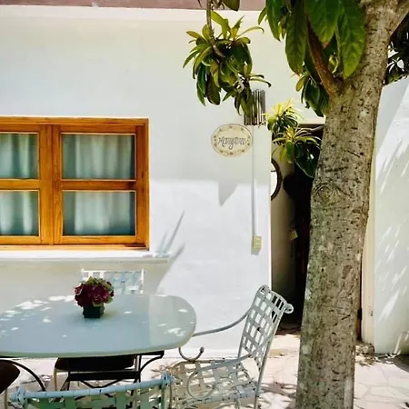 La Casita Inn Bustamante Habitación foto