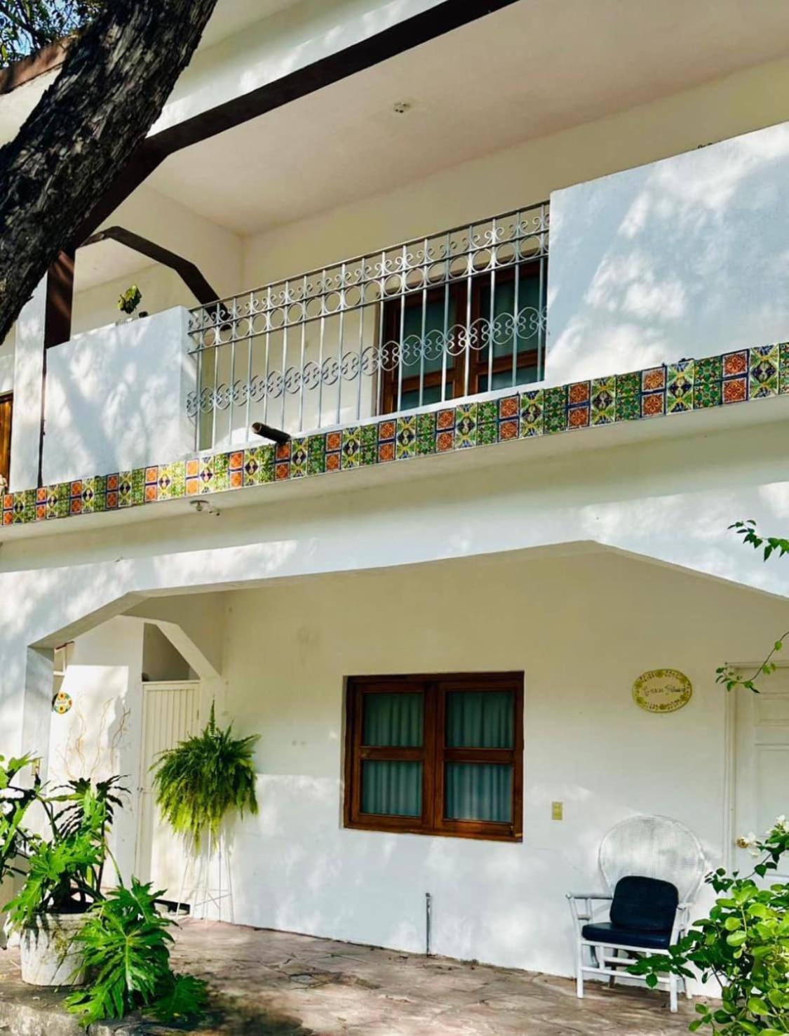 Pensión La Casita Bustamante
